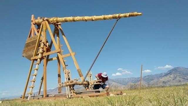 Launching my 1,000-lb medieval trebuchet by myself Launching my 1,000-lb medieval trebuchet by myself
