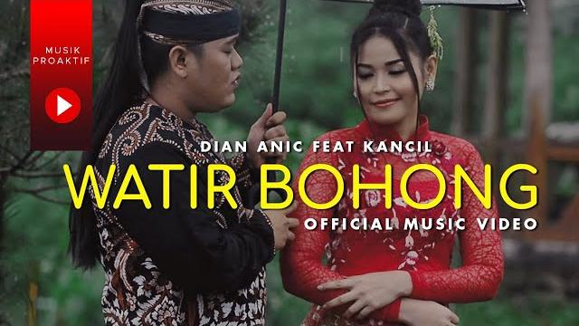 Dian anic ft. juned kancil - watir bohong (official music video) Dian anic ft. juned kancil - watir bohong (official music video)