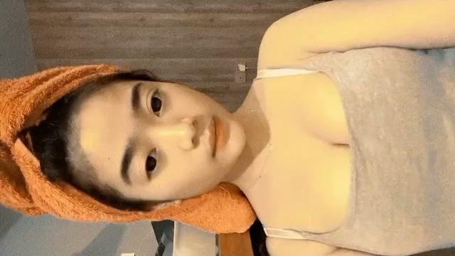 Tik-tok id = billacml05/terbila bila hot mntokkk Tik-tok id = billacml05/terbila bila hot mntokkk