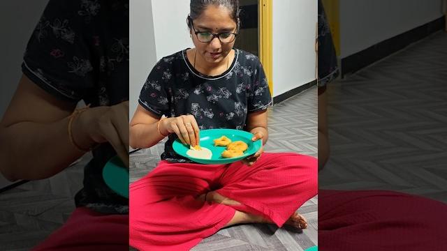 Soft batter tip #kitchen #minivlog #food #shortsfeed #shortvideo #videos #vada #garelu #food#hack Soft batter tip #kitchen #minivlog #food #shortsfeed #shortvideo #videos #vada #garelu #food#hack