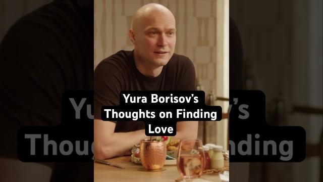 Yura borisov explains how love can be found in the toilet | @ameliadimoldenberg's oscars brunch Yura borisov explains how love can be found in the toilet | @ameliadimoldenberg's oscars brunch