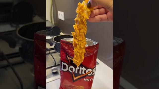 Çıtır tavuk en pratik hali bu #shorts #chicken #doritos Çıtır tavuk en pratik hali bu #shorts #chicken #doritos