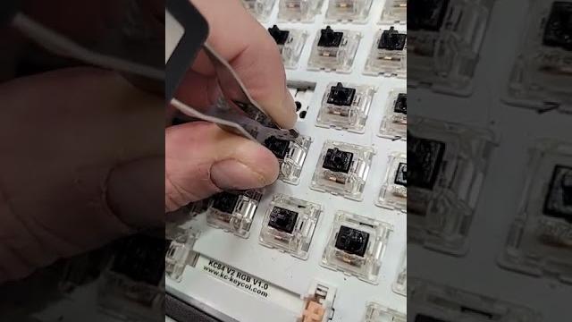 Properly remove switch from hot swap socket mechanical keyboard Properly remove switch from hot swap socket mechanical keyboard