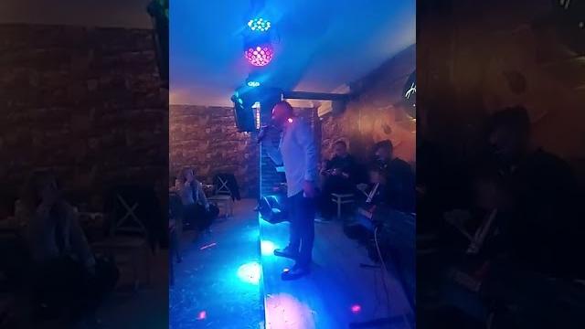 Recebi̇m , "çi̇sem " sari komar çi̇çeği̇ne sor beni̇ ... seni̇ nasil sevdi̇ği̇mi̇ anlatsin , ( erol şahi̇n ) Recebi̇m , "çi̇sem " sari komar çi̇çeği̇ne sor beni̇ ... seni̇ nasil sevdi̇ği̇mi̇ anlatsin , ( erol şahi̇n )