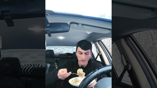 Перекус таксиста чееек Перекус таксиста чееек