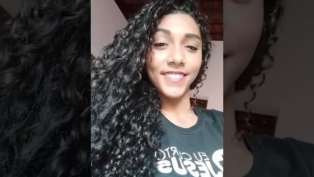 Novinha dançando funk (instagram na descrição) Novinha dançando funk (instagram na descrição)