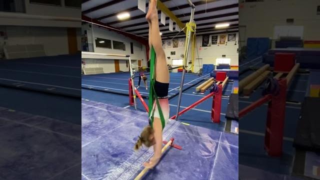 Pirouette: bungee handstand pirouette Pirouette: bungee handstand pirouette