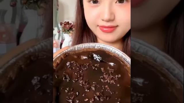 //chinese asmr mukbang//desserts mukbang// chocolate cake// #asmr #mukbang #chineseasmr #chocolate //chinese asmr mukbang//desserts mukbang// chocolate cake// #asmr #mukbang #chineseasmr #chocolate
