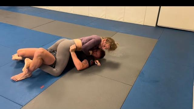 Fallon fratone vs 6’0 190lbs white belt no gi with narration Fallon fratone vs 6’0 190lbs white belt no gi with narration