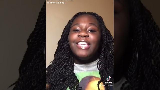 The ghetto 8th grader switches up when her mom joins the live The ghetto 8th grader switches up when her mom joins the live