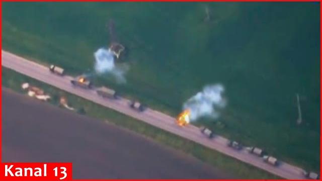 Ukrainian missiles destroy russian supply lines, western help will also accelerate russia's collapse Ukrainian missiles destroy russian supply lines, western help will also accelerate russia's collapse