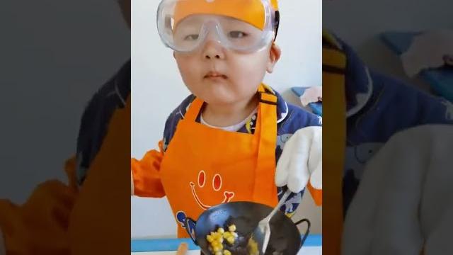 234 泽泽突然想吃爆米花了,正好隔壁阿姨给送了一包玉米粒。爆米花安排起来,大家想吃啥?评论区留言,泽泽给大家安排上#小厨师 #快手116品质购物节 #萌娃 @快手小店官方每晚9点开播o3xbu 234 泽泽突然想吃爆米花了,正好隔壁阿姨给送了一包玉米粒。爆米花安排起来,大家想吃啥?评论区留言,泽泽给大家安排上#小厨师 #快手116品质购物节 #萌娃 @快手小店官方每晚9点开播o3xbu