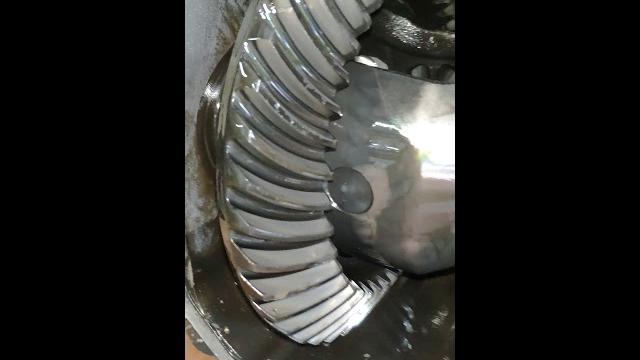 Редуктор bmw 5 f10 поломка фланец хвостовик Редуктор bmw 5 f10 поломка фланец хвостовик