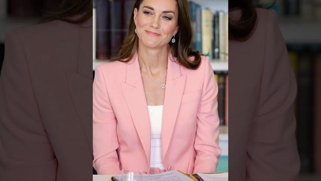 How kate middleton handles wardrobe malfunctions How kate middleton handles wardrobe malfunctions