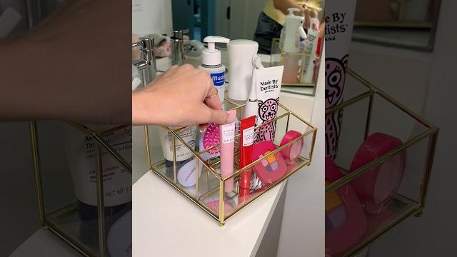 Restocking and decorating my daughter’s bathroom! Restocking and decorating my daughter’s bathroom!