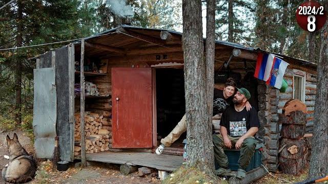 Уехали жить в тайгу, в уютную избу. заготовка дров. поймали огромного хариуса. опять ночные гости.8с Уехали жить в тайгу, в уютную избу. заготовка дров. поймали огромного хариуса. опять ночные гости.8с