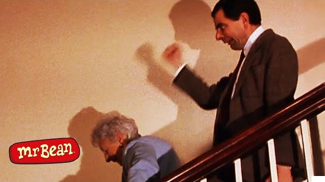 Mr bean locks himself out of his hotel room (naked) | mr bean live action | full episodes | mr bean Mr bean locks himself out of his hotel room (naked) | mr bean live action | full episodes | mr bean
