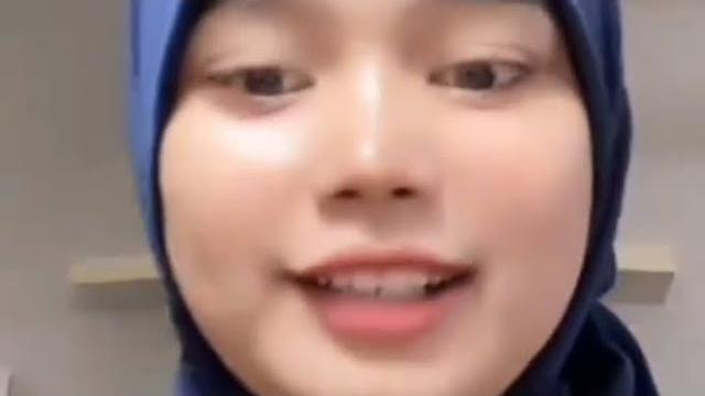 Hijab live bar bar semalam qinantia hott parahhhh Hijab live bar bar semalam qinantia hott parahhhh