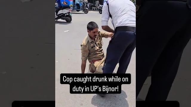 Cop caught drunk while on duty in up's bijnor! Cop caught drunk while on duty in up's bijnor!