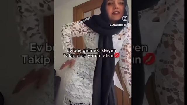 Türbanli sexy twerk dans azgin sexy gi̇rls ki̇ss öpüşme sevi̇şme üvey anne baba abi̇ kardeş abla yenge Türbanli sexy twerk dans azgin sexy gi̇rls ki̇ss öpüşme sevi̇şme üvey anne baba abi̇ kardeş abla yenge