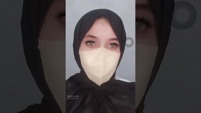 Miss hijab menghalu kacau | sexy bigo live Miss hijab menghalu kacau | sexy bigo live