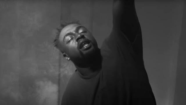 Thatboykwame - friends (official video) Thatboykwame - friends (official video)