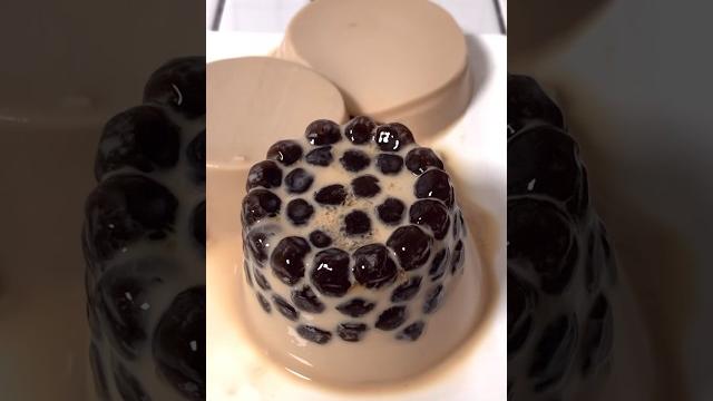 Making boba milk tea jelly pudding Making boba milk tea jelly pudding