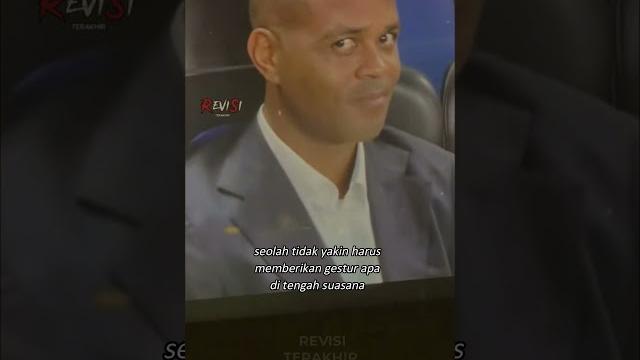 Senyuman bingung kluivert di laga vs jepang Senyuman bingung kluivert di laga vs jepang
