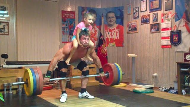 Dmitry klokov - home training with daughter Dmitry klokov - home training with daughter