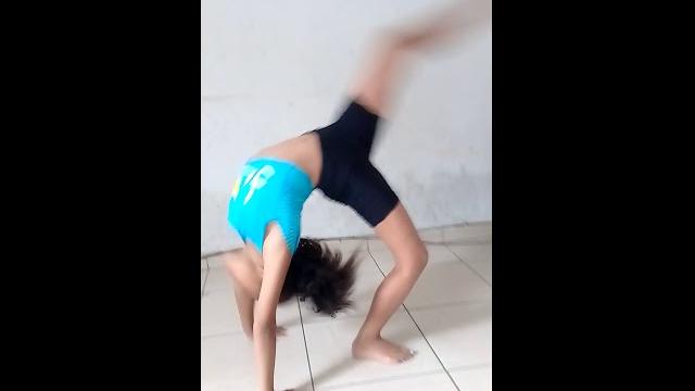 Menina ginasta Menina ginasta