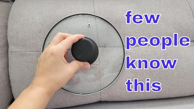 Clean your couch and carpets easily in minutes with a pot lid Clean your couch and carpets easily in minutes with a pot lid