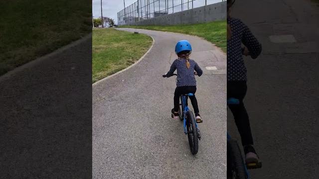 She loves the uphill! She loves the uphill!