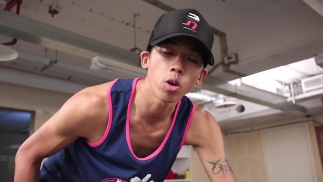 自行車單腳踩踏教學 - single leg pedaling 自行車單腳踩踏教學 - single leg pedaling
