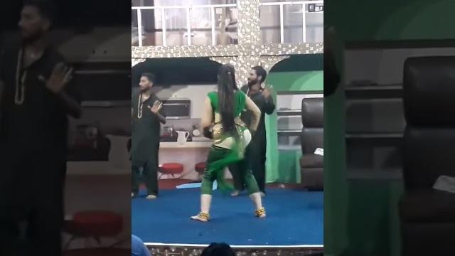 Laila jutti mujra Laila jutti mujra