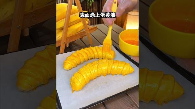 蛋挞皮别再烤蛋挞了,拿来烤香蕉真的太绝啦!!#香蕉酥 #香蕉派 #自制甜品 #空气炸锅美食 蛋挞皮别再烤蛋挞了,拿来烤香蕉真的太绝啦!!#香蕉酥 #香蕉派 #自制甜品 #空气炸锅美食