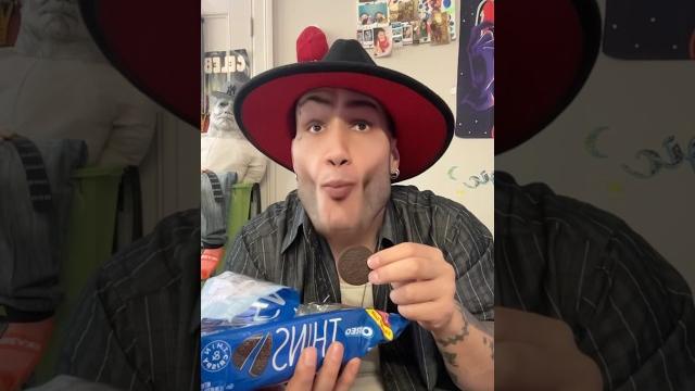 When dad steals moms oreo cookies#funnyshorts #comedy #shorts When dad steals moms oreo cookies#funnyshorts #comedy #shorts