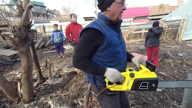 Дворец в деревне-20. большой распил Дворец в деревне-20. большой распил