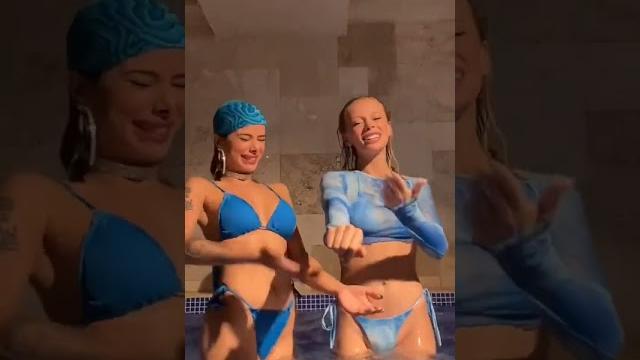 Merve yalçın & yaren alaca bikinili dans Merve yalçın & yaren alaca bikinili dans