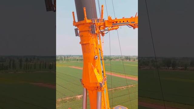 Watch the beast lift! xcmg xca4000 in action! Watch the beast lift! xcmg xca4000 in action!