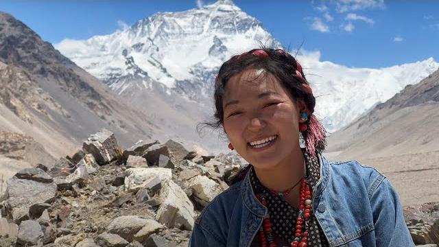 Daily life of living under the mount everest; how is everest village life like? (full documentary) Daily life of living under the mount everest; how is everest village life like? (full documentary)