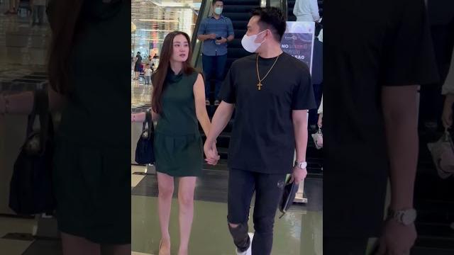Pacarnya panik ampir pingsan Pacarnya panik ampir pingsan