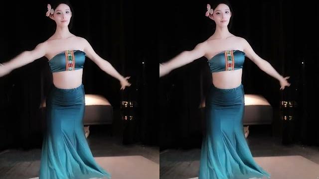 【虎牙主播 & 绘锦鲤】 (8) live stream 跳舞 【虎牙主播 & 绘锦鲤】 (8) live stream 跳舞