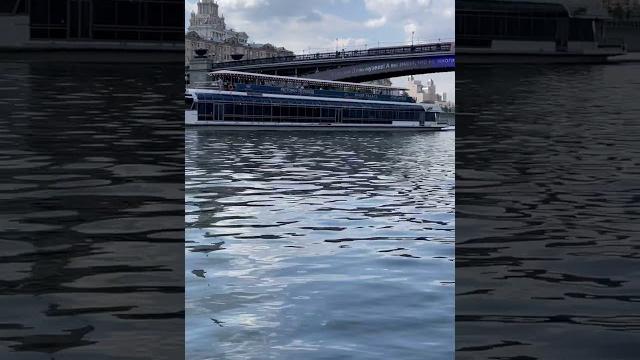 Moscow river (smolenskaya embankment)️ #shorts Moscow river (smolenskaya embankment)️ #shorts