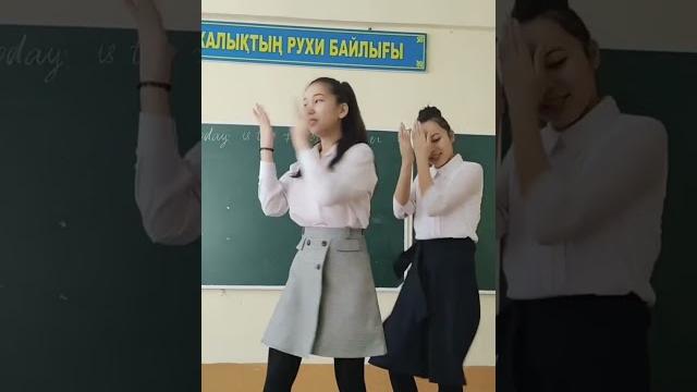 Maktab o'quvchilari zapal Maktab o'quvchilari zapal