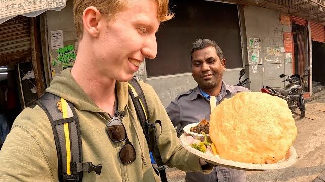 Trying indian breakfast for the first time!! $1.10 paneer chole bhature in north delhi Trying indian breakfast for the first time!! $1.10 paneer chole bhature in north delhi