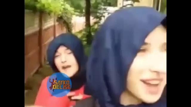 Liseli kızlar vol1 Liseli kızlar vol1