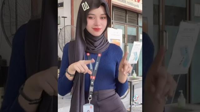 Tiktok hijab goyang pantat #tiktok id _yu_ayuu Tiktok hijab goyang pantat #tiktok id _yu_ayuu
