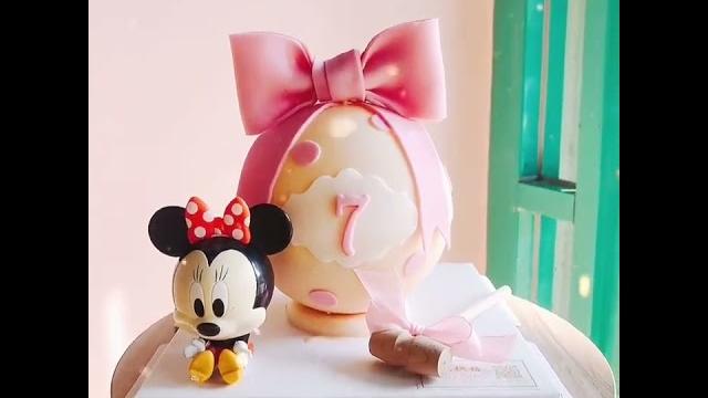 米妮主題巧克力球形敲敲樂蛋糕 小女孩生日翻糖蛋糕 米妮主題巧克力球形敲敲樂蛋糕 小女孩生日翻糖蛋糕