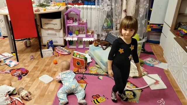 Просто приходил серёжка, поиграли мы немножко #ксюшаимаша #супернастуся #квартира #уборка #бардак Просто приходил серёжка, поиграли мы немножко #ксюшаимаша #супернастуся #квартира #уборка #бардак