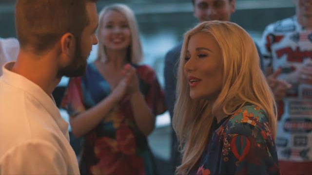 Tamerlanalena – #надобы (official music video) Tamerlanalena – #надобы (official music video)